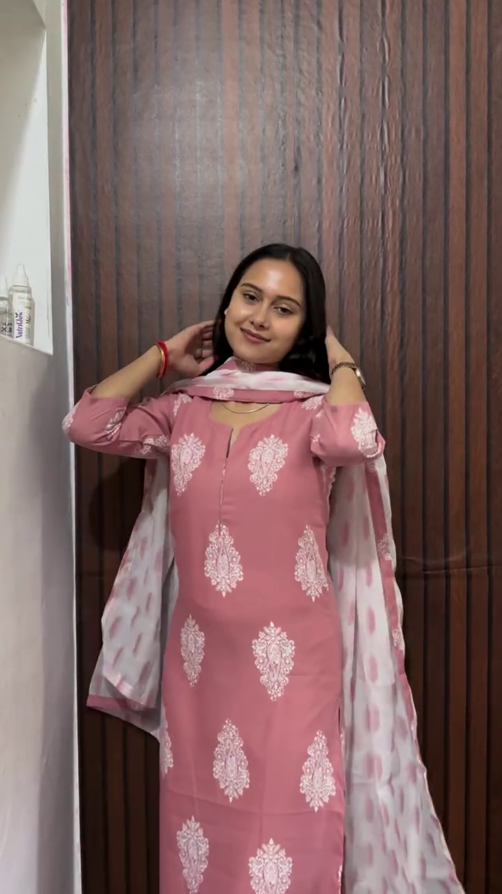 Elegant Pink Printed Kurti Set