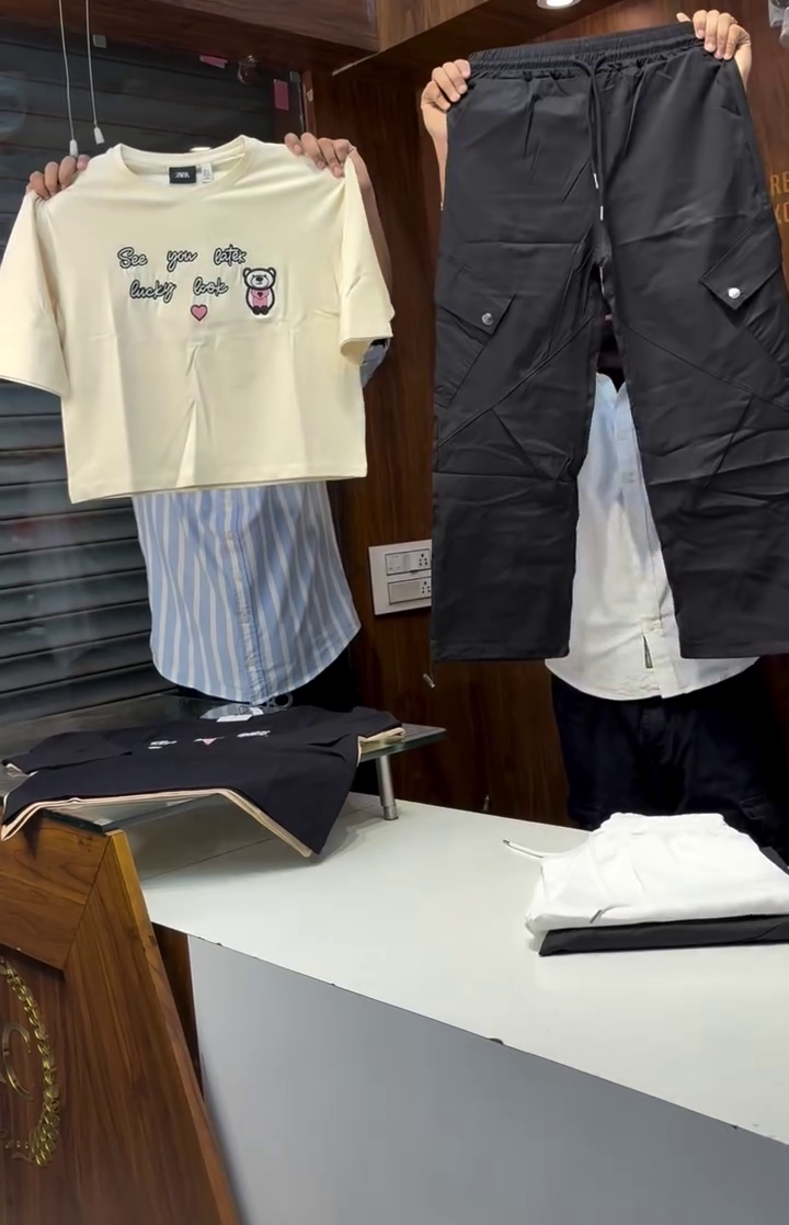 Cute Bear Graphic Crop T-Shirt with Cargo Pants