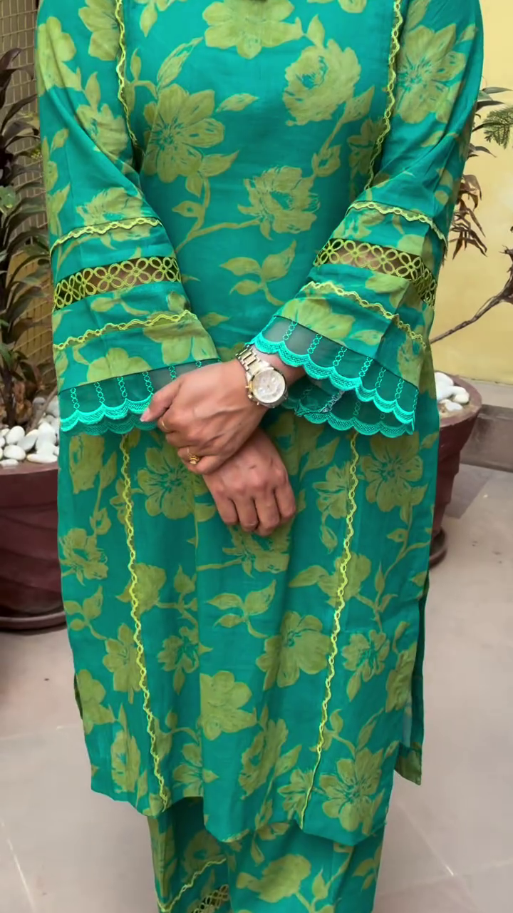 Elegant Traditional Bottom Wear