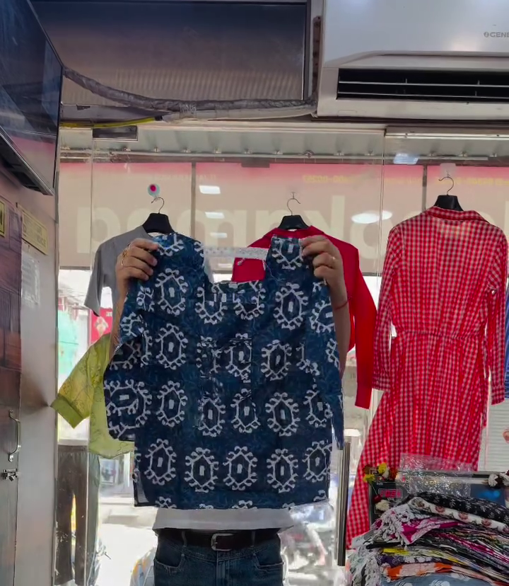 Fresh Mint Printed Crop Top