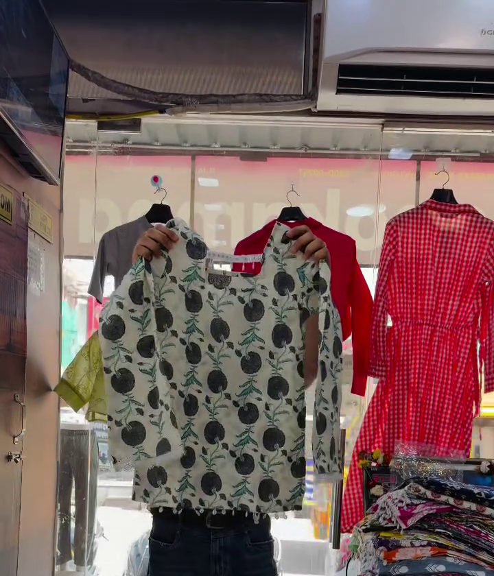Fresh Mint Printed Crop Top