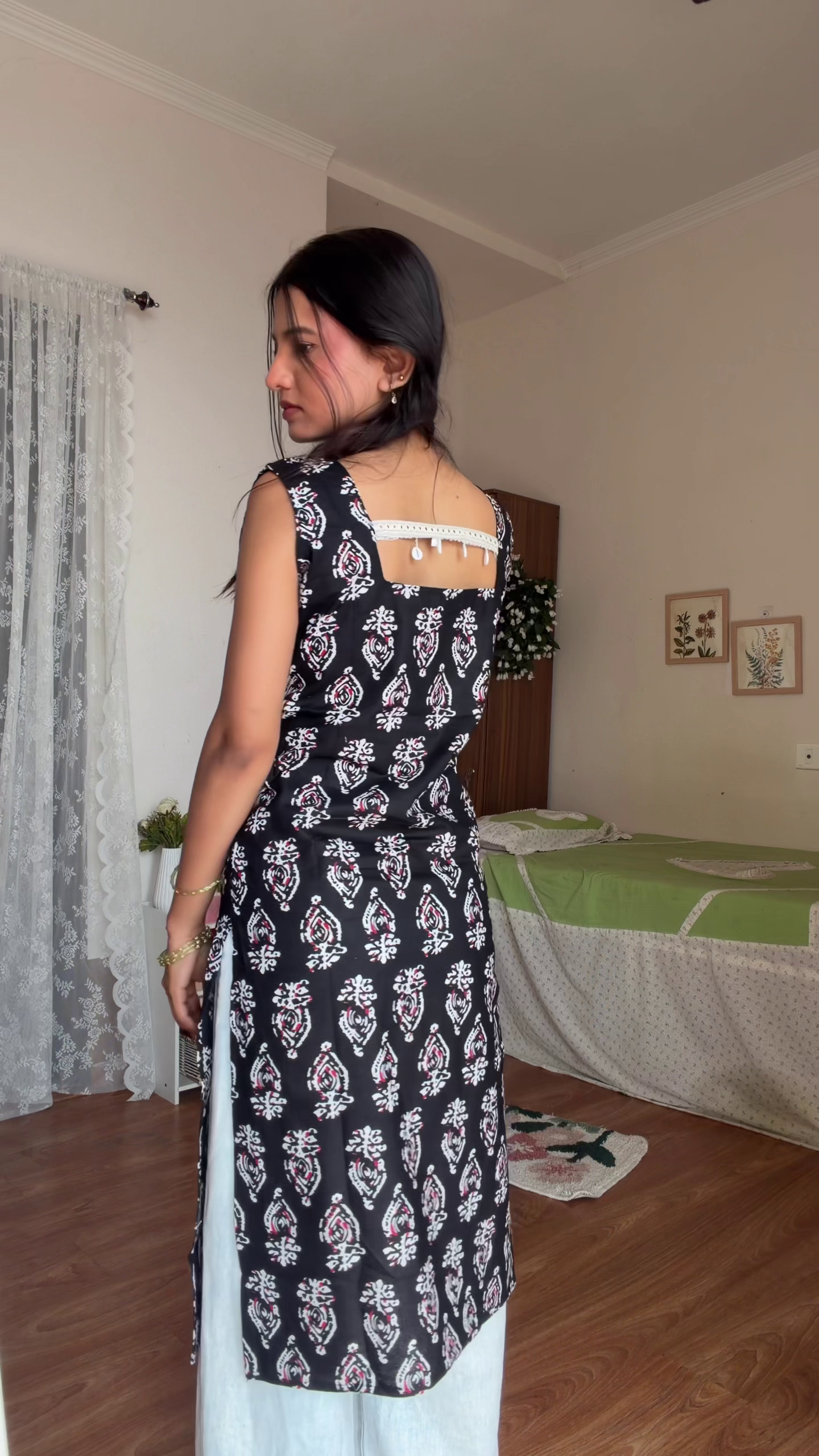 Green Printed Sleeveless Kurti