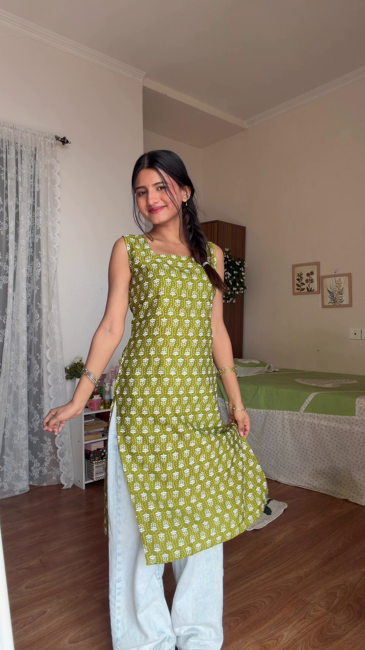 Green Printed Sleeveless Kurti