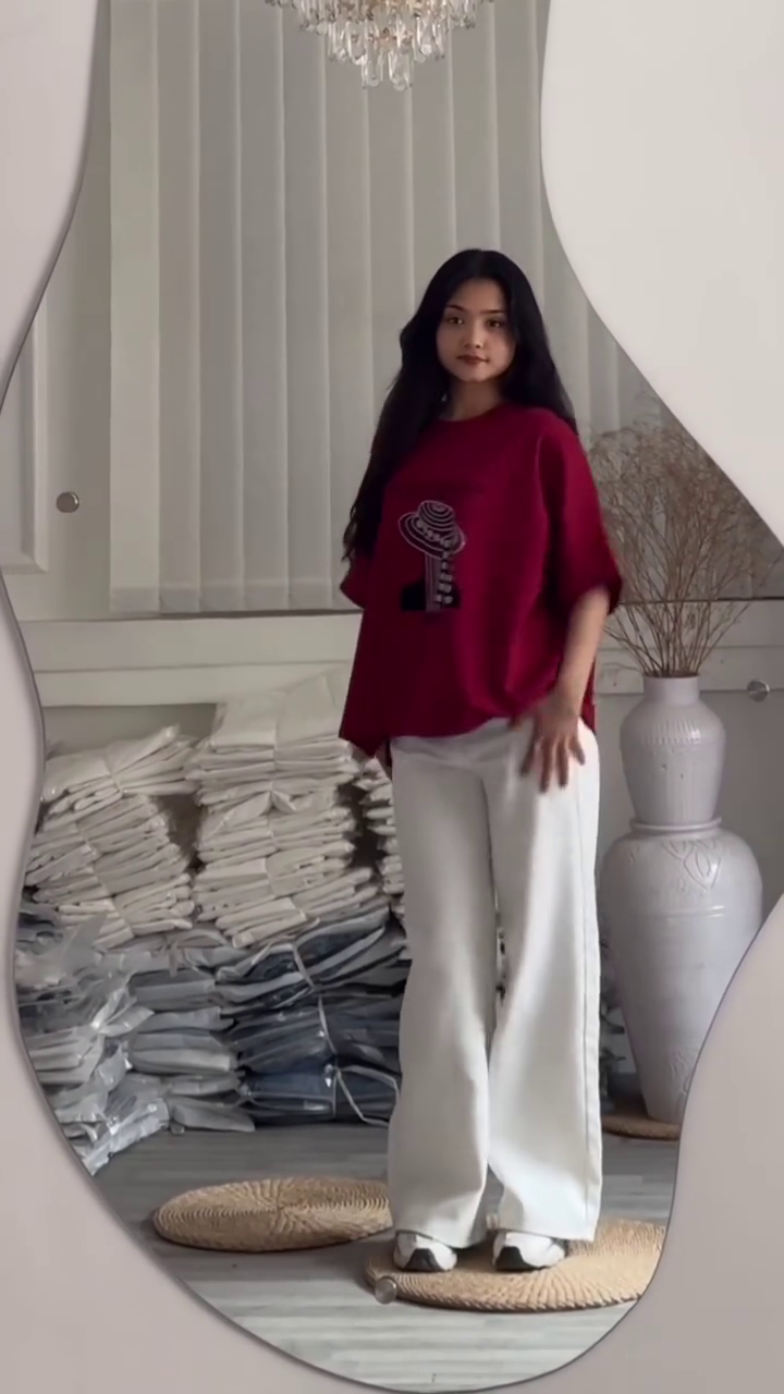 Oversized Graphic Tee & Wide-Leg Pants