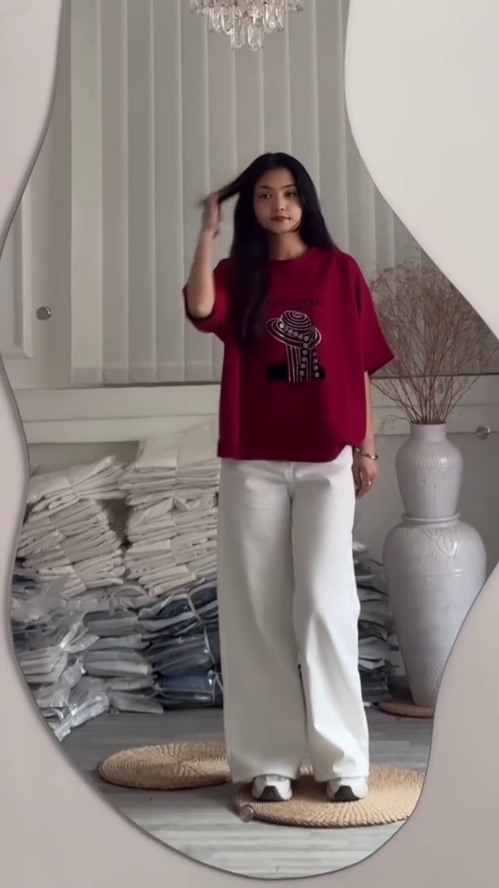 Oversized Graphic Tee & Wide-Leg Pants