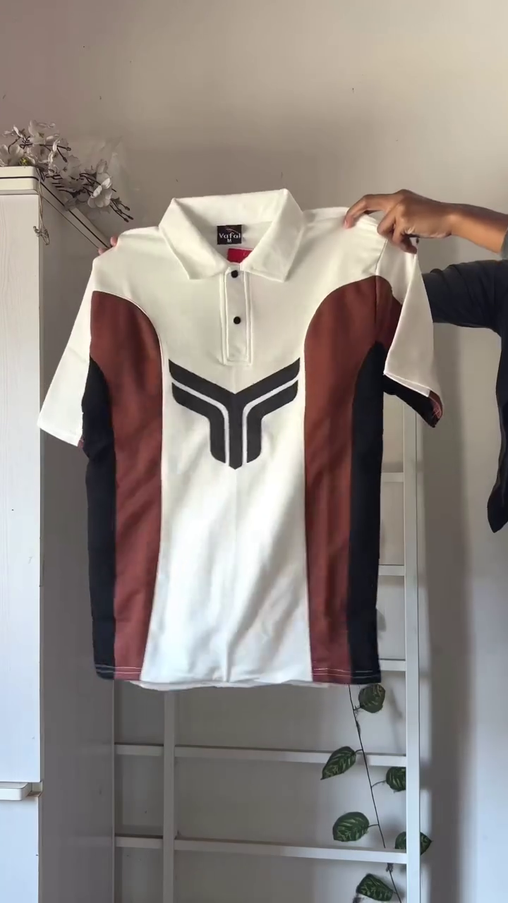 Classic Sports Jersey Tee-shirt