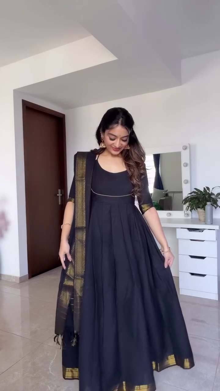 Emerald Glow Anarkali Set