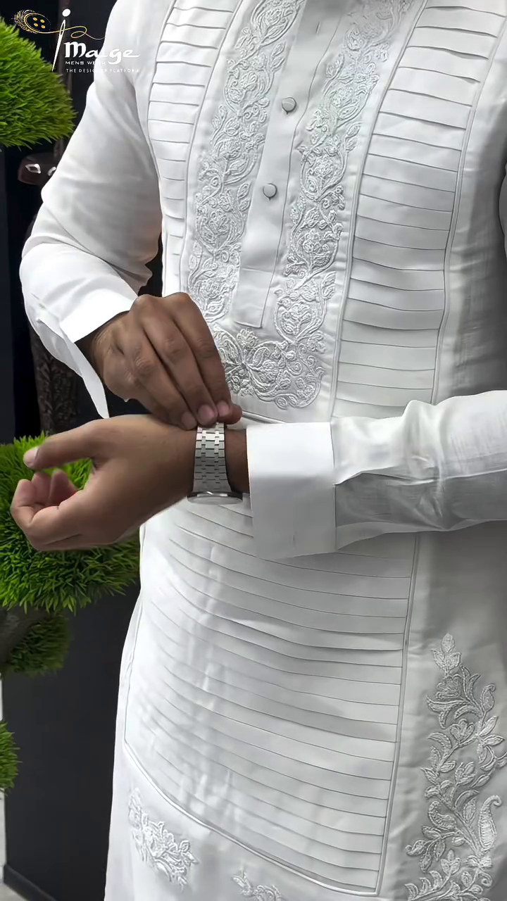 Royal White Embroidered Men’s Kurta