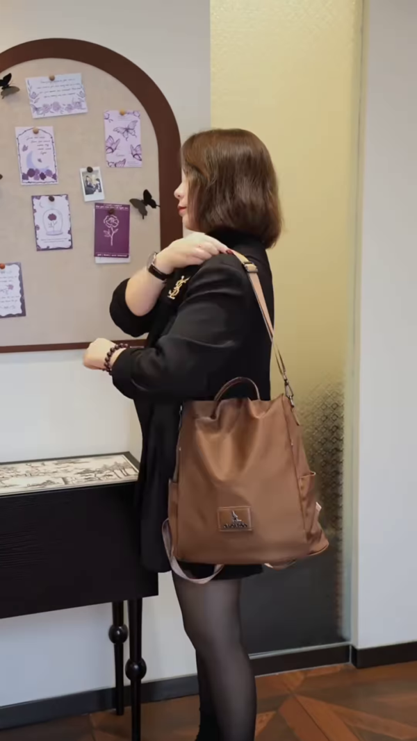 🖤 Elegant, Practical & Chic — The Ultimate Everyday Backpack 💼✨ - Image 3