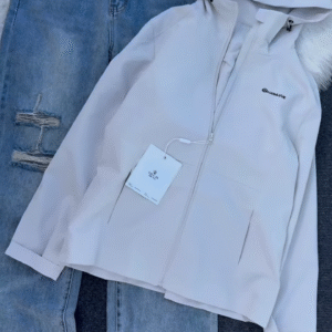 Weatherproof Hooded Softshell | Light, Agile, City‑Ready ☔⚡