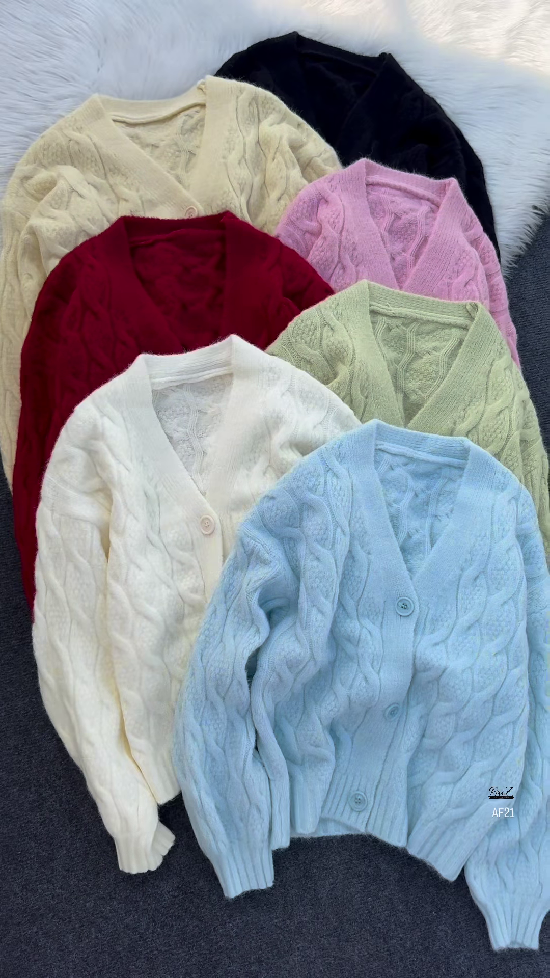 Cable‑Knit Cardigan | Plush Texture, Cozy Color ✨