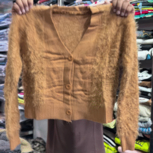 Fuzzy Cropped Cardigan | Cozy Texture, Cute Proportions ✨